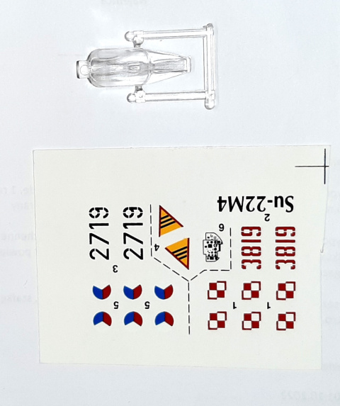 Zestaw 2 modeli samolotów MiG-21 oraz SU-22 + podkład, farbki, pędzelki, klej + ........ Zestaw 2 modeli samolotów MiG-21 oraz SU-22 + podkład, farbki, pędzelki, klej + ........