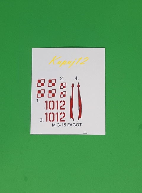 Model samolotu MiG-15 Fagot. Zestaw: podkład, farby, lakier klej, pędzelki Model samolotu MiG-15 Fagot. Zestaw: podkład, farby, lakier klej, pędzelki