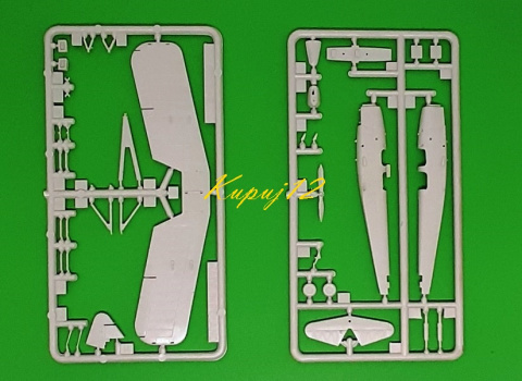 Model samolotu RWD-8 Zestaw: podkład, farby, lakier, wash Model samolotu RWD-8 Zestaw: podkład, farby, lakier, wash
