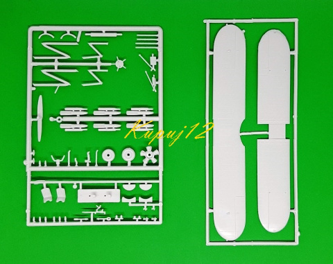 Plastikowy model samolotu Polikarpov Po-2 Kukuruźnik Zestaw: podkład, farby, lakier, wash Plastikowy model samolotu Polikarpov Po-2 Kukuruźnik Zestaw: podkład, farby, lakier, wash