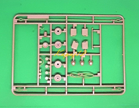 MODEL do sklejania czołg Panzer IV Ausf.H + mata samogojąca A3, klej, podkład, farba akrylowa modelarska, lakier do modeli ... MODEL do sklejania czołg Panzer IV Ausf.H + mata samogojąca A3, klej, podkład, farba akrylowa modelarska, lakier do modeli ...