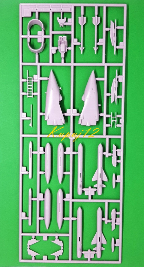 MODEL plastikowego samolotu do sklejania Sea Harrier FRS Mk1. Zestaw - klej, podkład , farby akrylowe do modeli, pędzle ..... MODEL plastikowego samolotu do sklejania Sea Harrier FRS Mk1. Zestaw - klej, podkład , farby akrylowe do modeli, pędzle .....