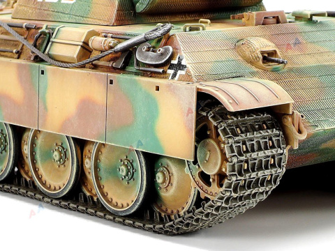 MODEL Czołgu do sklejania Panthera Tank Panther Type G + podkład, lakier, farby, wash do zabrudzeń, ziemia .... Skala 1:35 MODEL Czołgu do sklejania Panthera Tank Panther Type G + podkład, lakier, farby, wash do zabrudzeń, ziemia .... Skala 1:35