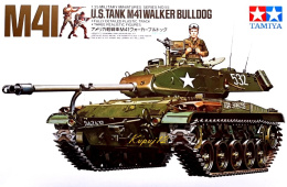 MODEL plastikowy czołg do sklejania M4I Walker Bulldog + mata A3, klej, zestaw farb akrylowych do modeli, cążki modelarskie..
