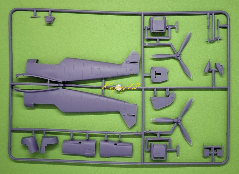 MODEL samolotu Messerschmitt Bf 109F-4 + personel 1:48 , klej, farby akrylowe, podkład do modeli, lakier błyszczący...... MODEL samolotu Messerschmitt Bf 109F-4 + personel 1:48 , klej, farby akrylowe, podkład do modeli, lakier błyszczący......