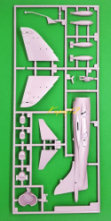 MODEL samolotu HARRIER GR Mk.3+ mata modelarska samogojąca A3, klej, 3 x pędzel modelarski, podkład, farby, lakier, wash