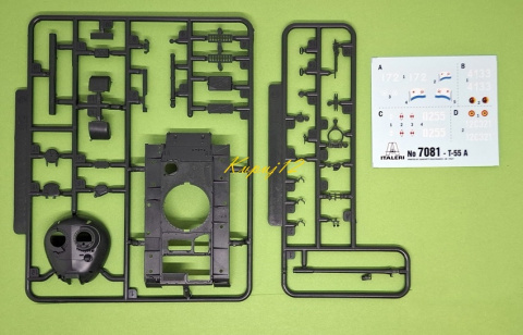 MODEL T-55A -55A – czołg podstawowy polskich dywizji pancernych + klej, pedzle, farby, lakier, wash MODEL T-55A -55A – czołg podstawowy polskich dywizji pancernych + klej, pedzle, farby, lakier, wash