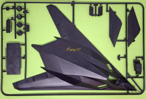 MODEL samolotu do sklejania F-117 Nighthawk, farby, lakier, wash MODEL samolotu do sklejania F-117 Nighthawk, farby, lakier, wash