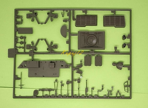 MODEL czołgu do sklejania Kampfpanzer Leopard+ Farby, podkład, klej, pędzle MODEL czołgu do sklejania Kampfpanzer Leopard+ Farby, podkład, klej, pędzle