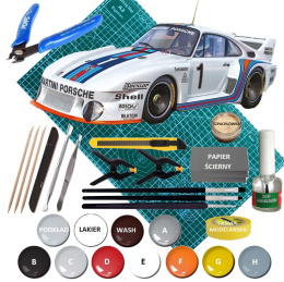 PORSCHE 935 Baby plastikowy model do sklejania samochodu + mata modelarska A3, klej, podkład, farby....