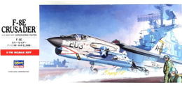 MODEL samolotu F-8E CRUSADER + mata, podkład, farby, lakier,klej, narzędzia