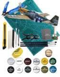 MODEL samopotu North American P-51D Mustang 1:48 + podkład, lakier, farby