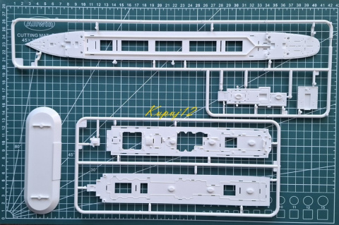 STATEK pasażerski Titanic skala 1:700+ zestaw farb modelarskich z fabą podkładową.... STATEK pasażerski Titanic skala 1:700+ zestaw farb modelarskich z fabą podkładową....