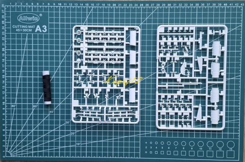 STATEK pasażerski Titanic skala 1:700+ zestaw farb modelarskich z fabą podkładową.... STATEK pasażerski Titanic skala 1:700+ zestaw farb modelarskich z fabą podkładową....