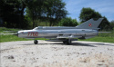 Zestaw 2 modeli samolotów MiG-21 oraz SU-22 + podkład, farbki ........