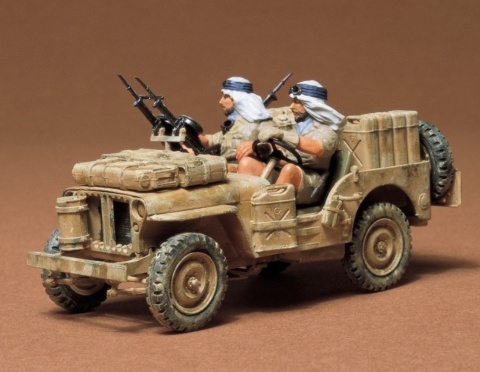 MODEL angielskiego samochodu terenowego Special air service jeep Tamiya Skala 1:35 MODEL angielskiego samochodu terenowego Special air service jeep Tamiya Skala 1:35