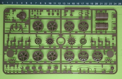 MODEL do sklejania rosyjski czołg T-55A Tamiya Skala 1:35